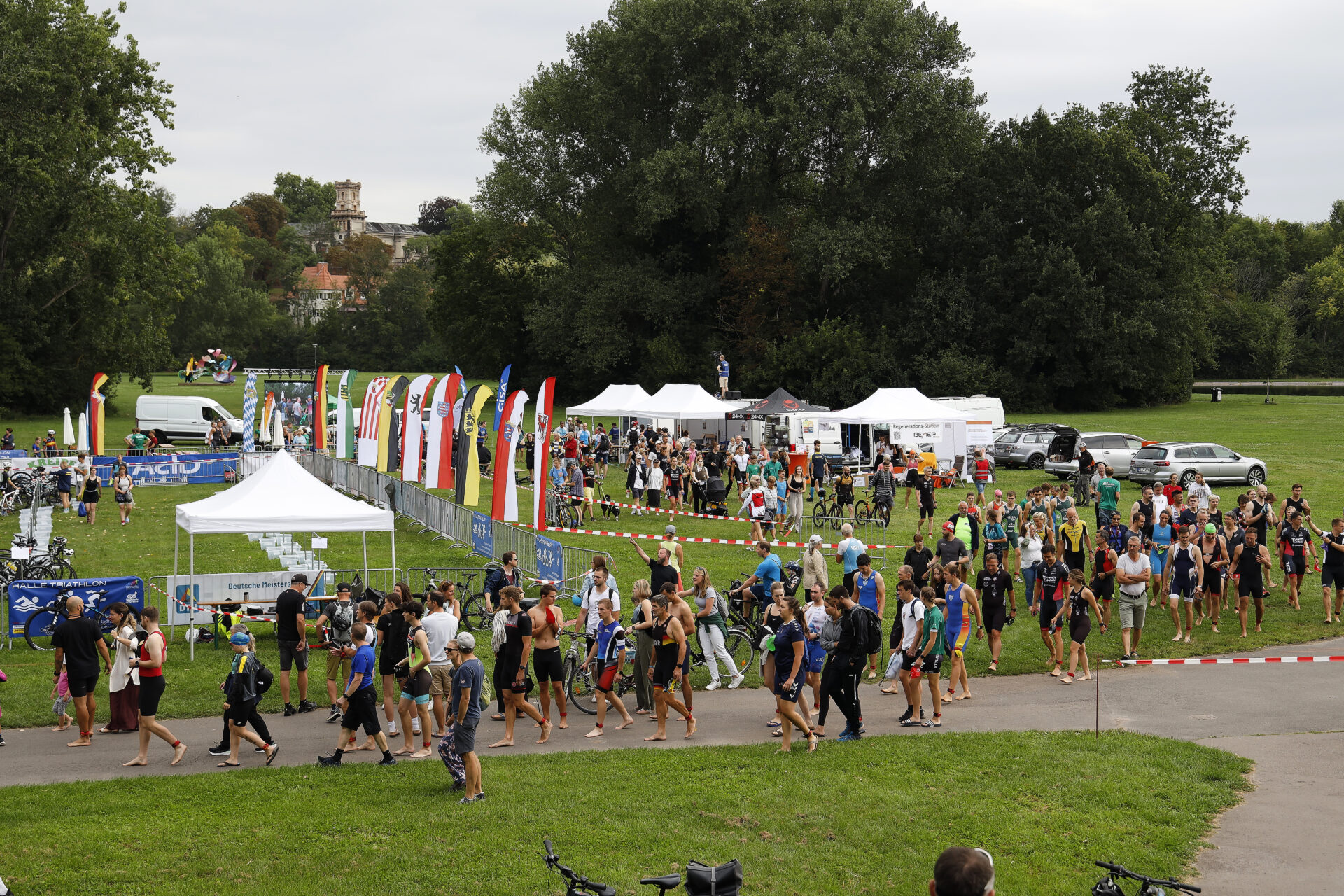 Fotos & Ergebnisse Stadtwerke Halle Triathlon / DM Swim & Run